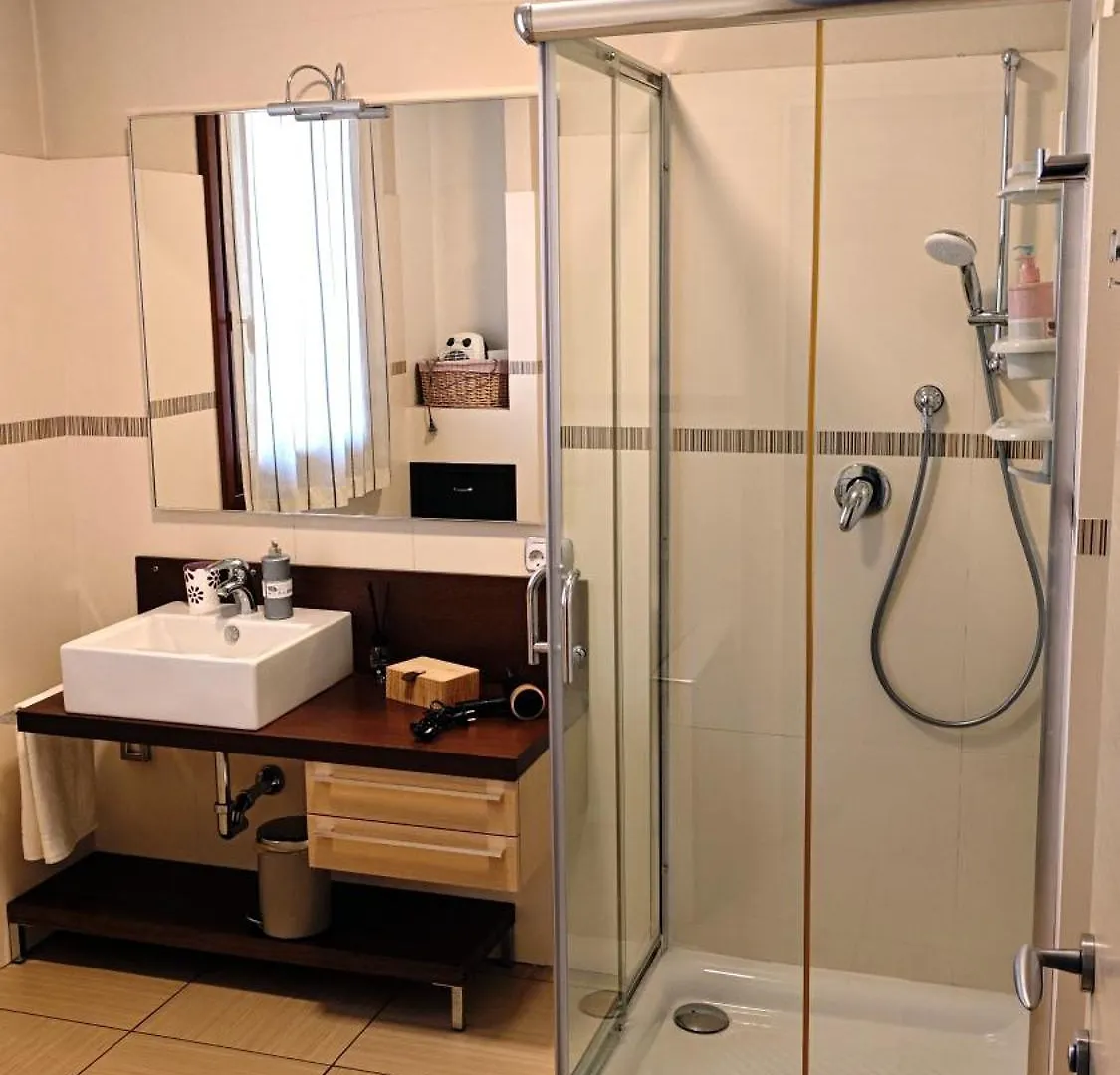 Oasi Brembate Bed And Breakfast ベッド・アンド・ブレックファスト